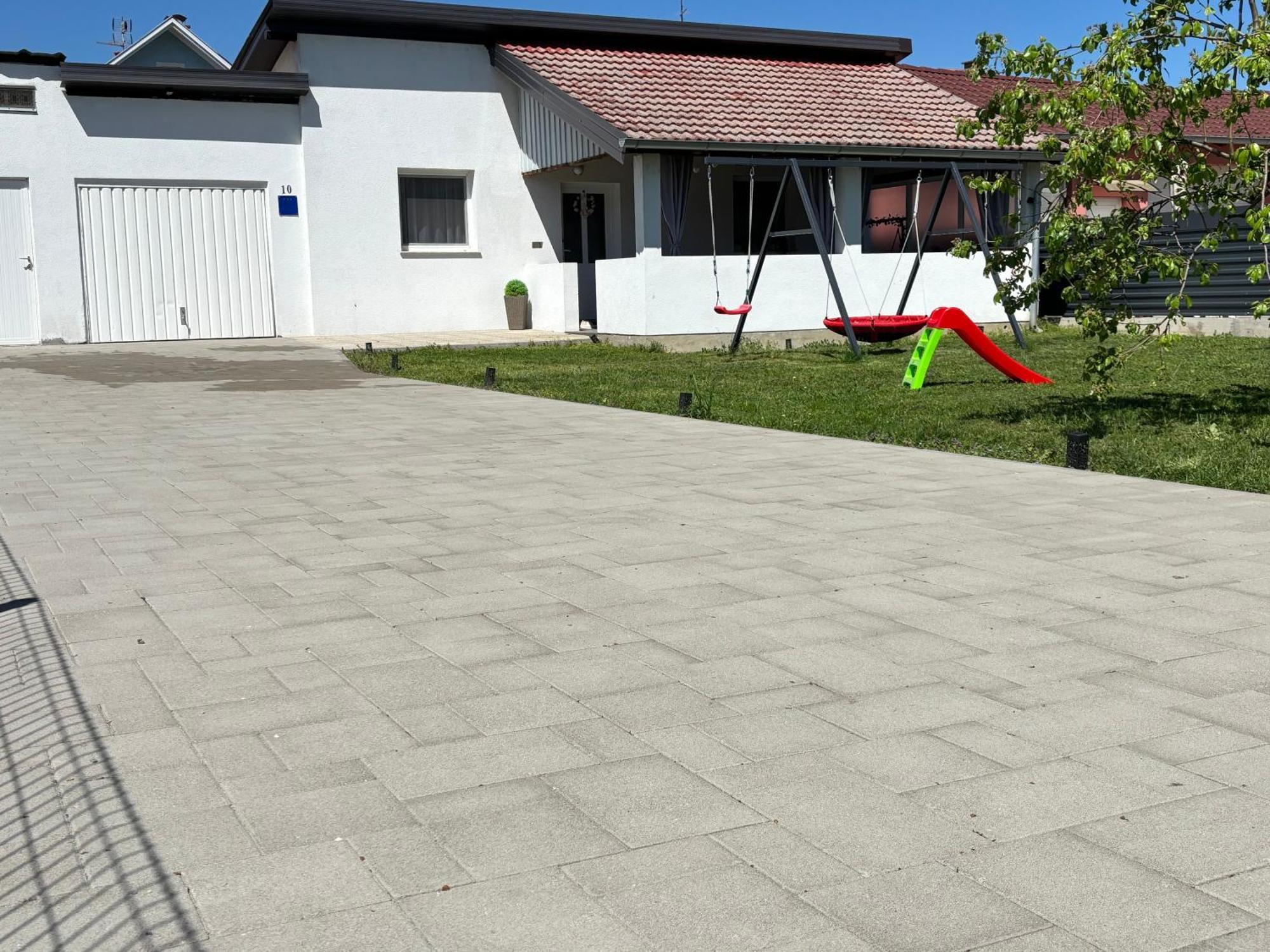 Kod Dide - Entry With Pin 0-24h Apartment